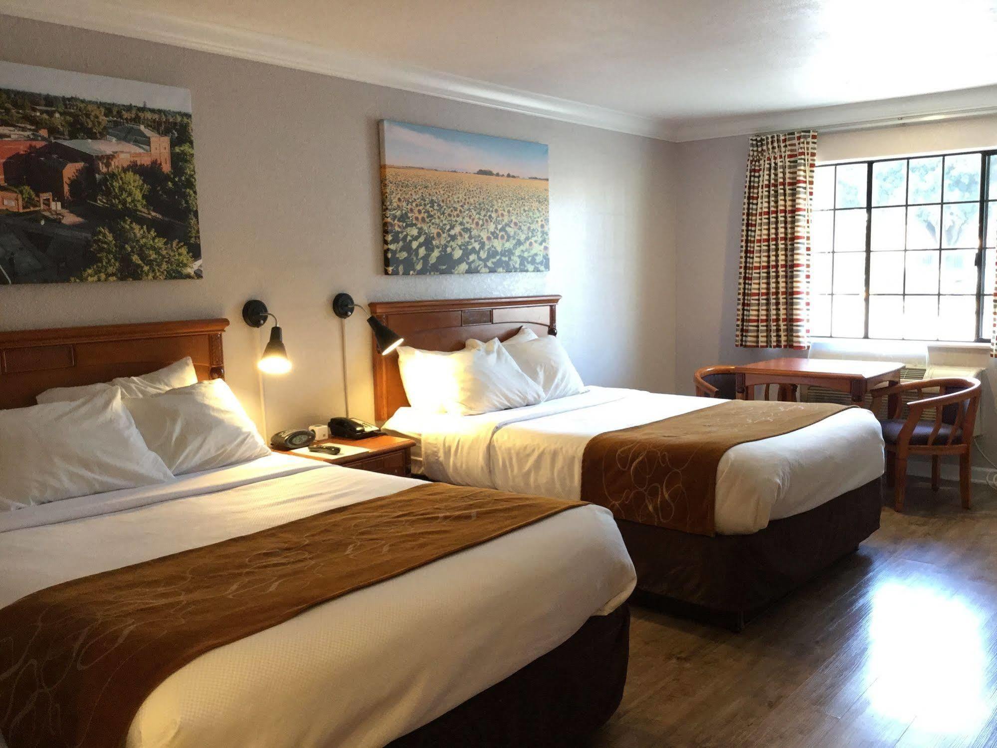 Journey Inn Woodland Ngoại thất bức ảnh